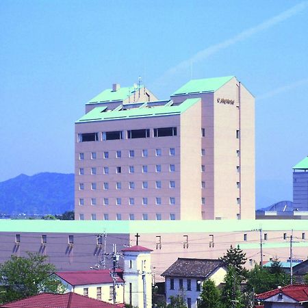 Hotel New Omi Omihachiman Exteriör bild