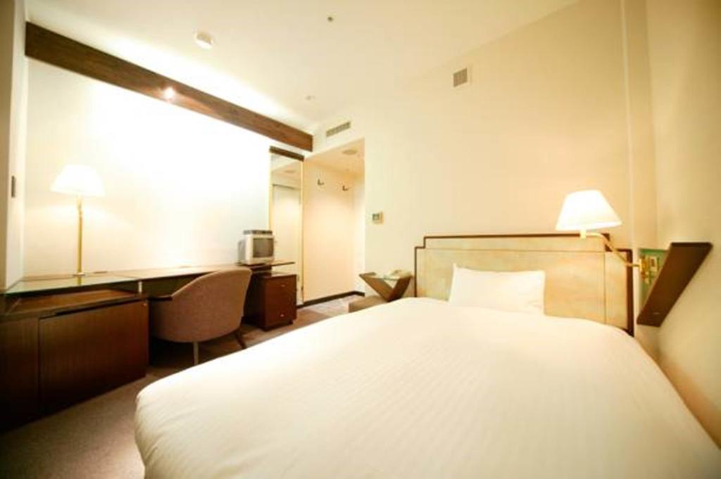 Hotel New Omi Omihachiman Rum bild
