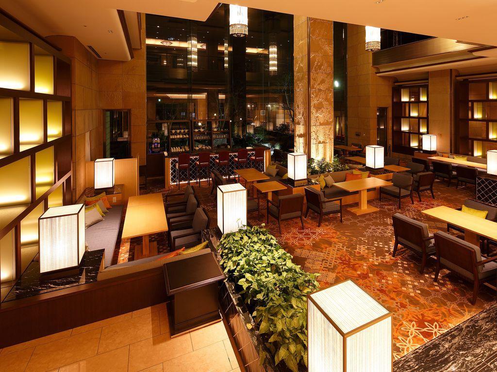 Hotel New Omi Omihachiman Exteriör bild